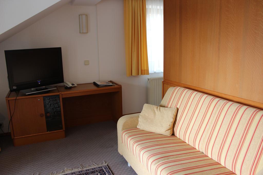 Seehotel Paulitsch Velden am Wörthersee Δωμάτιο φωτογραφία