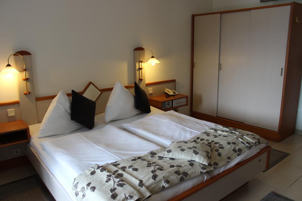 Seehotel Paulitsch Velden am Wörthersee Δωμάτιο φωτογραφία