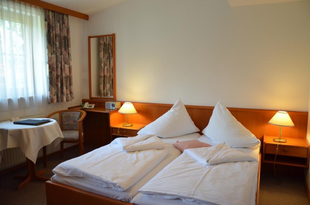 Seehotel Paulitsch Velden am Wörthersee Δωμάτιο φωτογραφία